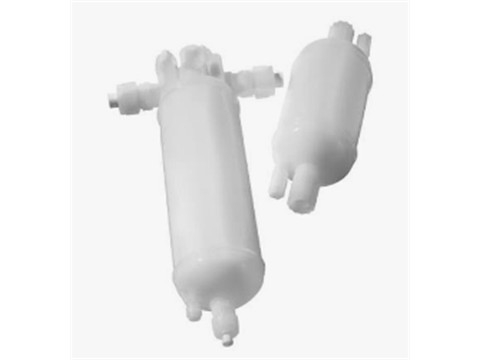 The Fluorocap® encapsulated filter cartridge is our standard product for aggressive wet etch and clean applications. The Fluorocap® encapsulated filter cartridge provides good flow rates and on-stream life at an economical price. Fluorocap Filter Capsule | All-fluoropolymer capsule for aggressive wet etch and clean applications